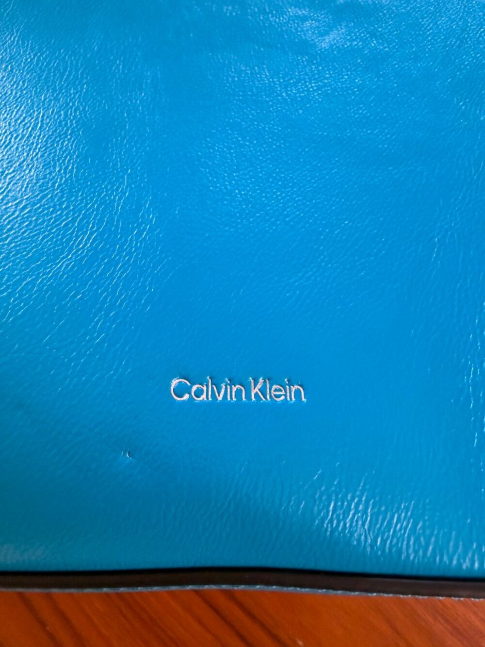 Classic Calvin Klein Bright Blue Vegan Leather Shoulder Bag - Picture 14 of 15